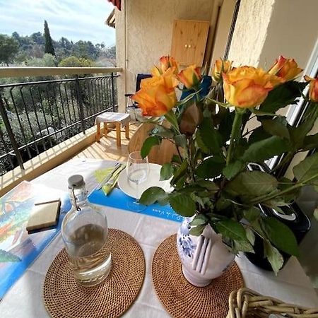 Logement Cosy, Situe Entre Ciel Et Mer Vence Exterior photo